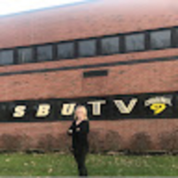 Meet your Posher, Sara - Picture 1 of 1